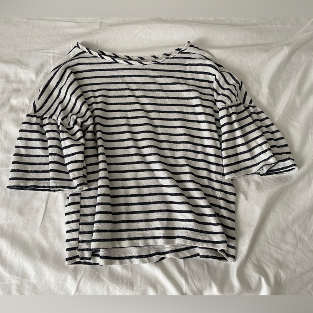 Yessica Striped Bell-Sleeve Top size medium